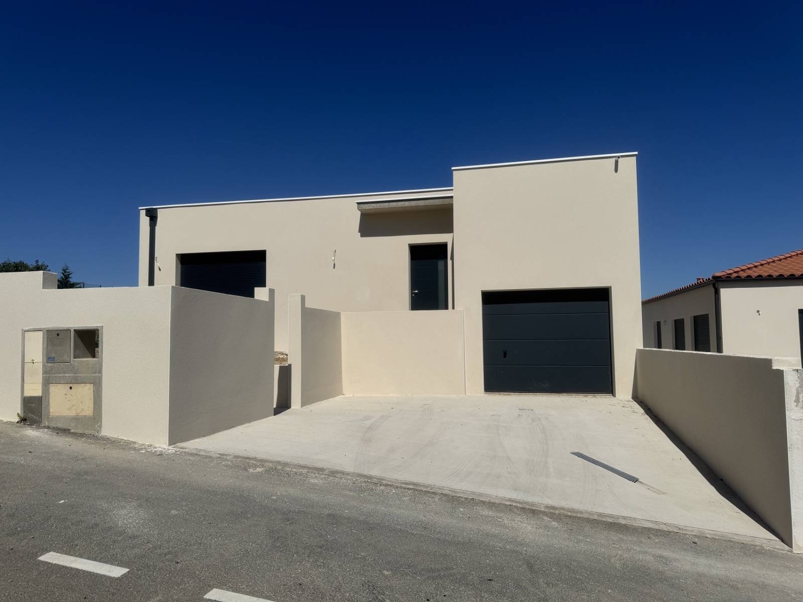 Conception de projet de villas haut de gamme avec recherche de terrain à Agde 34300 dans l'Hérault