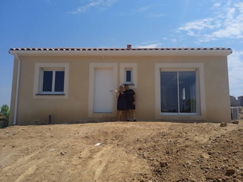 Maison plain-pied 3 chambres et 1 bureau à MONTBLANC proche Pézenas, Agde, A75 et Béziers