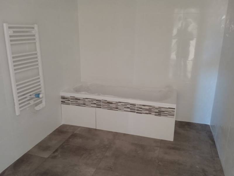 Maison plain-pied 3 chambres et 1 bureau à Montblanc proche Pézenas, Agde, A75 et Béziers