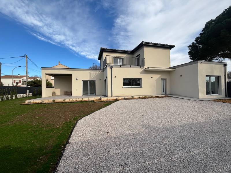 Maison contemporaine 5 chambres à Béziers dans l'Hérault