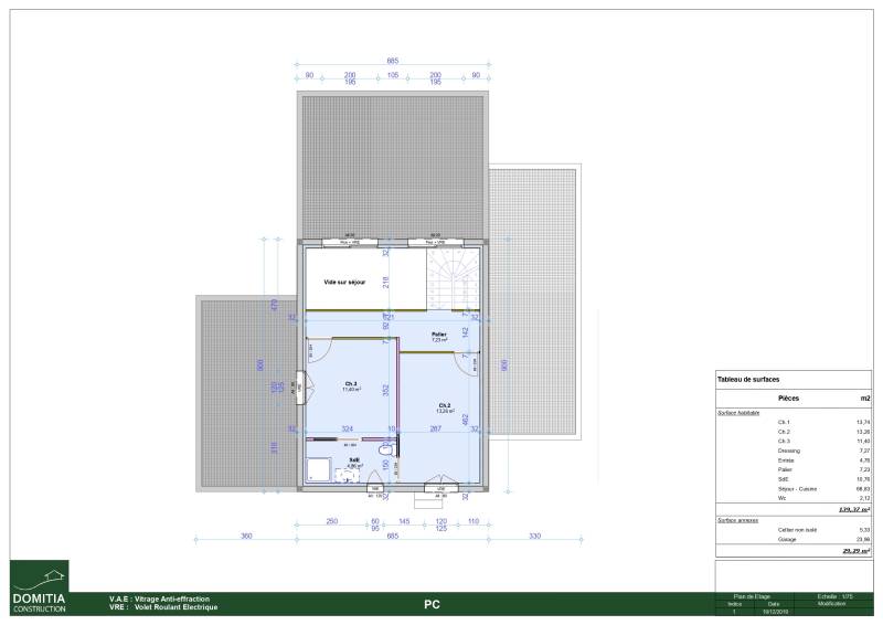 Maison contemporaine avec demi-étage et séjour cathédrale, 3 chambres dont une suite parentale au rez-de-chaussée