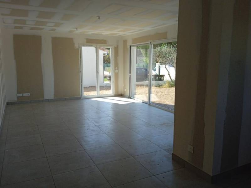 Construction d'une Maison plain-pied avec 3 chambres dont une suite parentale à Pézenas