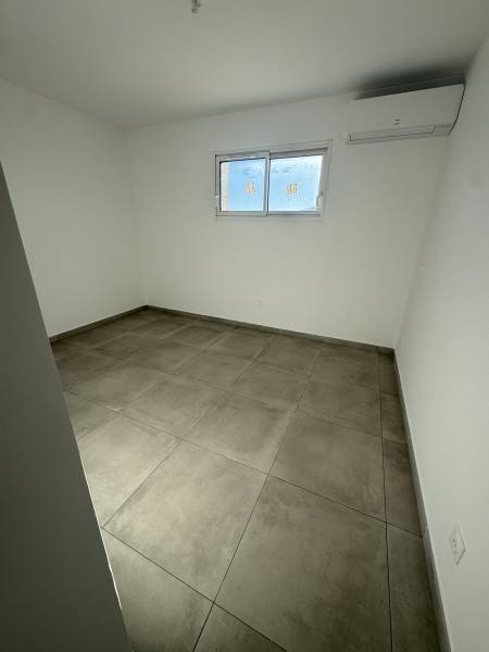 Construction d'une Maison neuve contemporaine prête à vivre, 3 chambres dont une suite parentale au RDC,  à 5 minutes de Pézenas, Béziers et A75