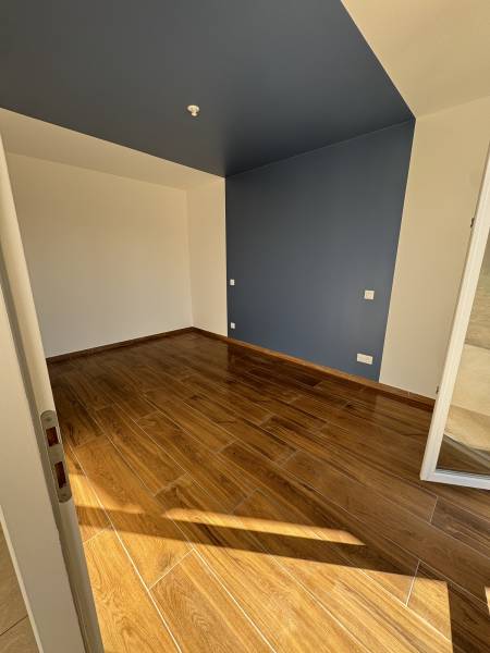 Maison neuve plain-pied avec 2 chambres et garage carrelé à Thézan-lès-Béziers