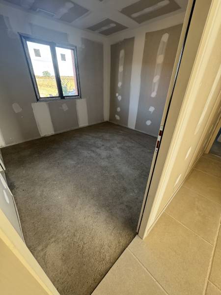 Construction d'un maison plain-pied contemporaine avec pièce à vivre lumineuse et 3 chambres dont une suite parentale à Thézan-lès-Béziers