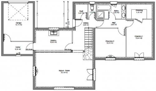 Superbe maison à étage au style traditionnel avec ses toitures 3 et 4 pans et ses 5 chambres