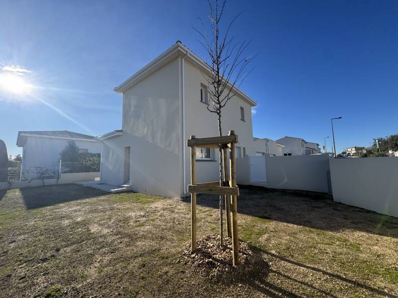 MAISON NEUVE DISPONIBLE DE SUITE VALROS PEZENAS MONTBLANC LEZIGNAN