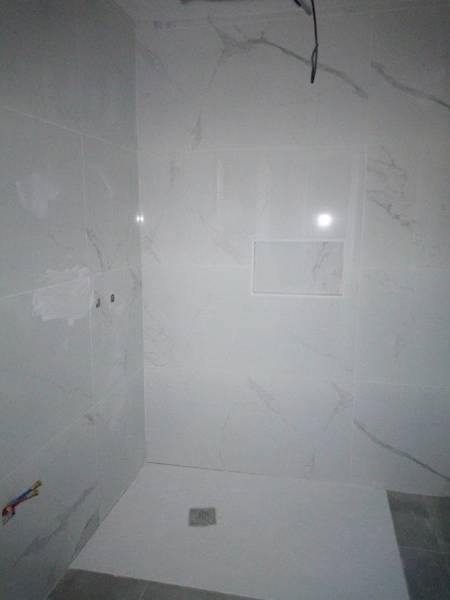 Construction d'une villa contemporaine à toiture terrasse à MARSEILLAN, à proximité de la Mer Méditerranée, entre Sète et Agde