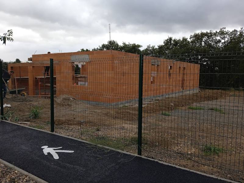 Construction d'une maison plain-pied 3 chambres avec double garage à Pouzolles proche Béziers et Pézenas