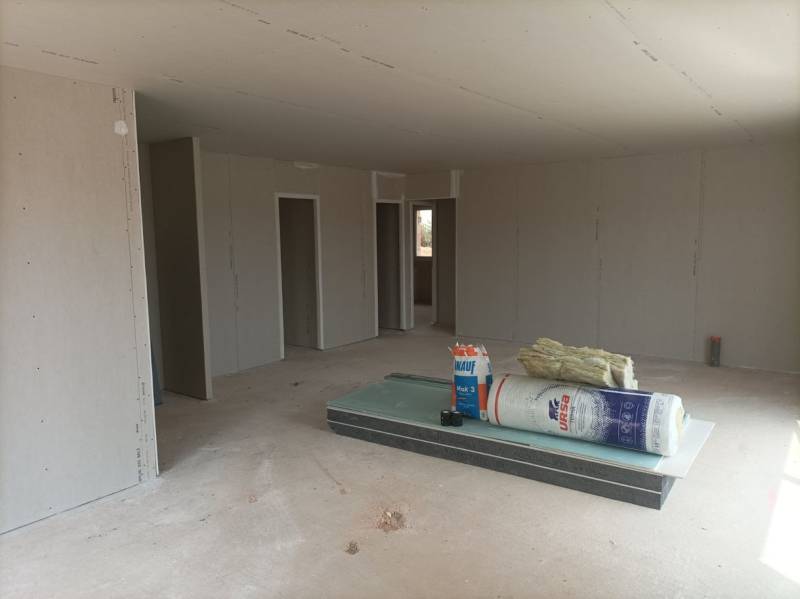 Construction d'une villa plain-pied 2 chambres et 1 suite parentale, belle pièce à vivre avec buanderie à BESSAN, proche Béziers, A75 et Pézenas