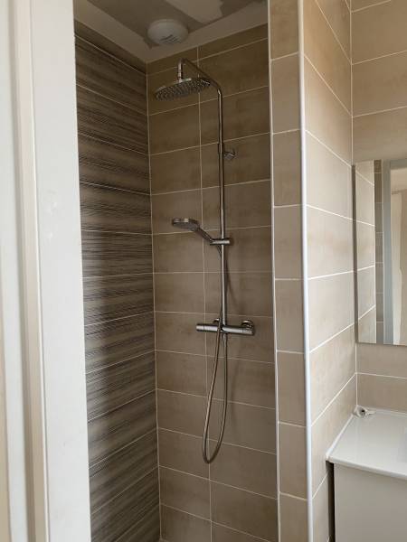 Construction d'une maison plain-pied contemporaine avec une suite parentale, 2 chambres et grande pièce à vivre à SAINT JEAN-DE-FOS proche Montpellier et axe A75