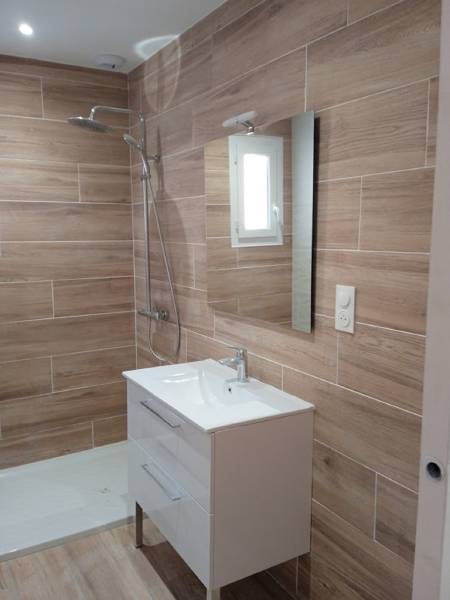 Construction d'une maison plain-pied 122 m² avec 3 chambres et 1 bureau à CAPESTANG aux pieds du Canal du Midi proche Béziers et Narbonne