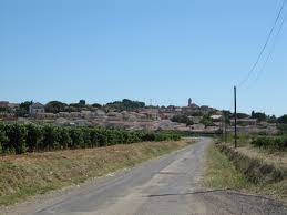 Thézan-lès-Béziers : Maison contemporaine plain-pied de 3 chambres avec suite parentale sur terrain de 438 m², village prisé à 5 minutes de Béziers
