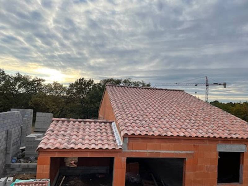 Construction d'une maison plain-pied 3 chambres avec double garage à Pouzolles proche Béziers et Pézenas